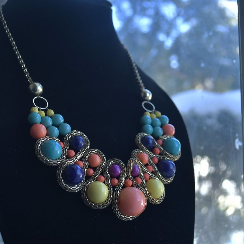 Acrylic Bead Necklace (Multi-Colored)